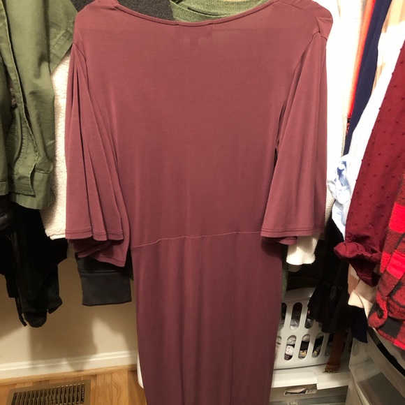 LULU'S Women's Dulcet Washed Purple Surplice Midi Dress Washed Purple Small - Picture 7 of 7